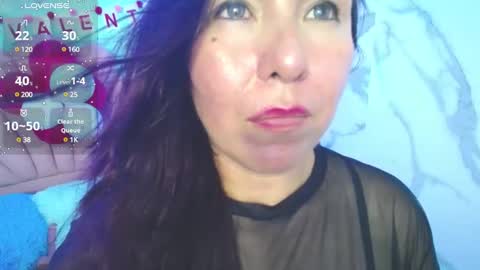 Juliana online show from February 9, 10:00 pm