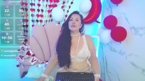 Juliana online show from February 14, 10:58 pm