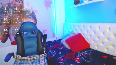 Juliana online show from February 19, 10:42 pm