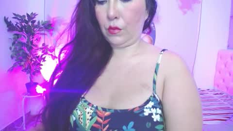 Juliana online show from September 14, 7:02 pm