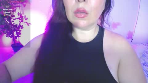 Juliana online show from October 1, 6:14 pm