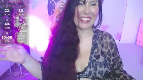 Juliana online show from October 10, 7:13 pm