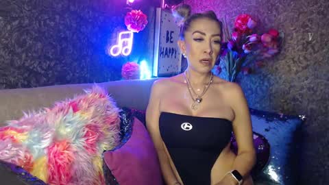 EvelynaGrey online show from January 18, 3:09 am