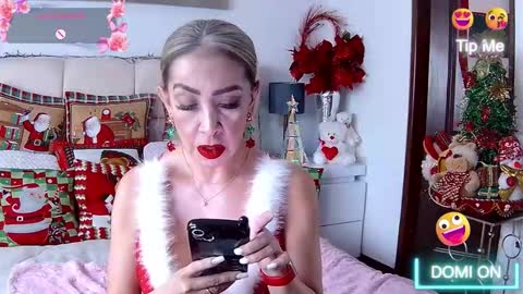 EvelynaGrey online show from December 19, 8:27 pm