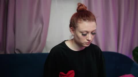 Snapshot of evelyncandy chatting on May 24, 8:03 pm Evelyn online show from May 24, 8:03 pm
