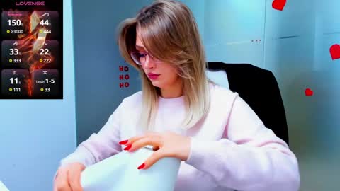 evelyne_rose online show from January 6, 6:14 am