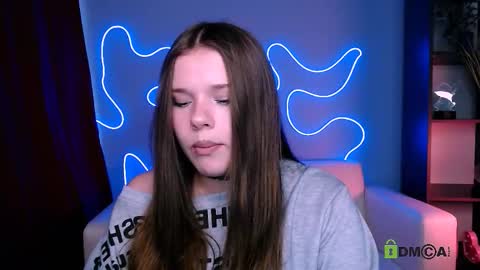 evelynlovelyy online show from March 28, 12:16 pm