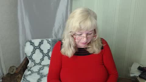 BarbaraBlondy online show from May 4, 7:10 pm