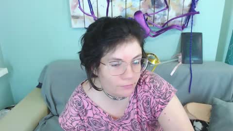 Snapshot of everly_rays chatting on December 25, 10:59 pm Everly online show from December 25, 10:59 pm