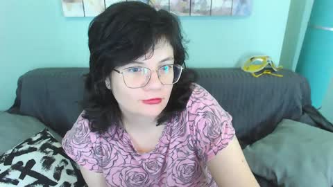 Snapshot of everly_rays chatting on January 29, 4:52 pm Everly online show from January 29, 4:52 pm