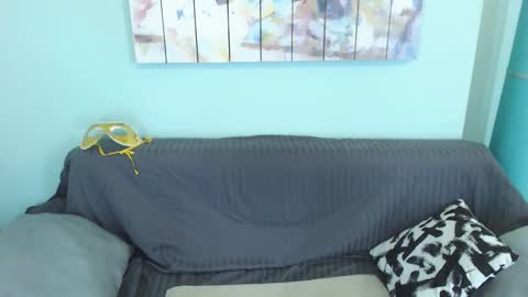Snapshot of everly_rays chatting on March 7, 8:22 pm Everly online show from March 7, 8:22 pm