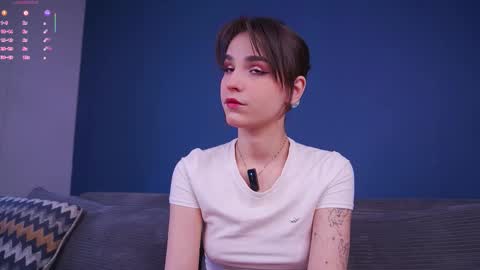 Snapshot of evervessi chatting on January 9, 6:49 am Anita online show from January 9, 6:49 am