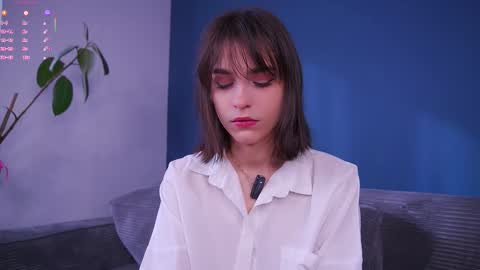 Snapshot of evervessi chatting on January 10, 7:43 am Anita online show from January 10, 7:43 am