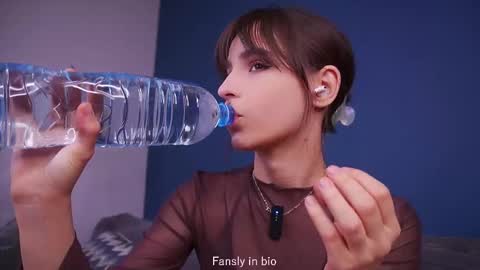 Snapshot of evervessi chatting on January 14, 6:08 am Anita online show from January 14, 6:08 am