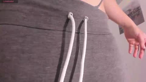 Snapshot of everyh_ chatting on March 19, 10:03 pm Sophia online show from March 19, 10:03 pm