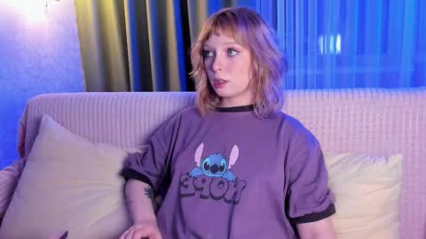 Snapshot of eves_eyes chatting on October 29, 7:48 pm Forget me not eve on CB online show from October 29, 7:48 pm