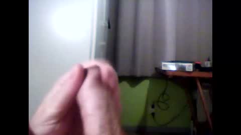 Snapshot of evh297 chatting on February 20, 8:36 pm evh297 online show from February 20, 8:36 pm