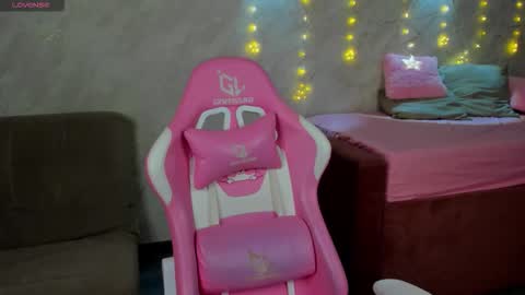 Evi online show from December 18, 9:04 am