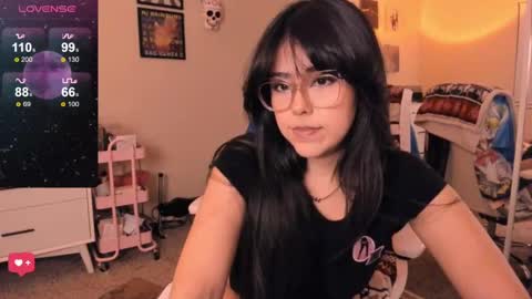 Evie Luna online show from December 6, 2:02 am