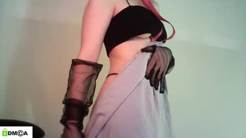Renesme White Im here from Monday to Friday online show from June 16, 3:31 am