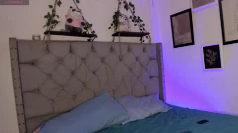 Ivi Alejandra  online show from February 11, 1:32 am