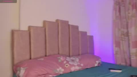 Ivi Alejandra  online show from February 22, 4:02 am