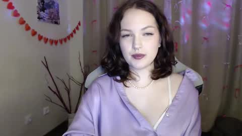 Snapshot of eviik chatting on February 11, 11:12 pm Lessie online show from February 11, 11:12 pm