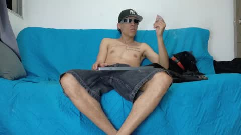 evil_boss1 online show from June 28, 1:44 am