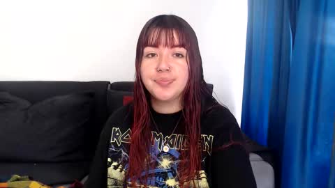 evilheart_69 online show from March 2, 6:37 pm