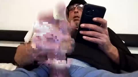 evilinjun_no9 online show from February 9, 5:39 pm