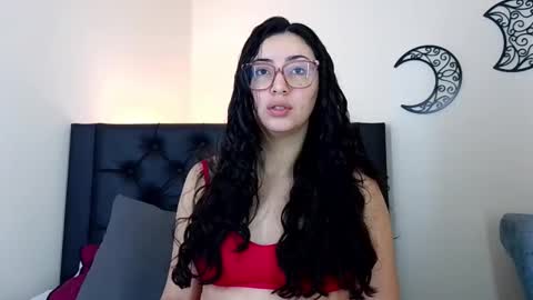 Snapshot of evoletmk chatting on February 8, 5:49 pm Evolet online show from February 8, 5:49 pm