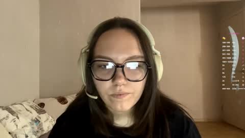 Emilia online show from February 14, 5:26 am