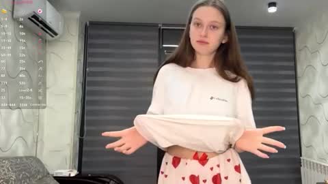 Snapshot of evonnesilvestre chatting on November 10, 3:22 pm Eva online show from November 10, 3:22 pm