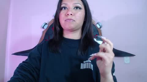 Im Evy online show from November 7, 2:39 pm