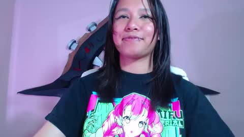 Im Evy online show from December 19, 4:25 pm