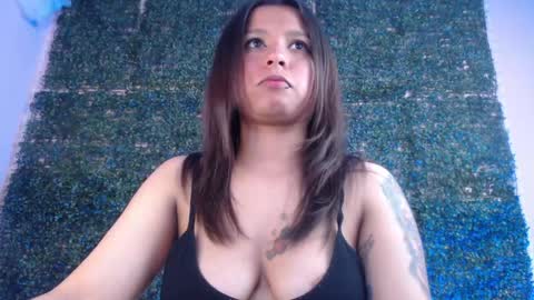 Im Evy online show from May 5, 6:16 pm