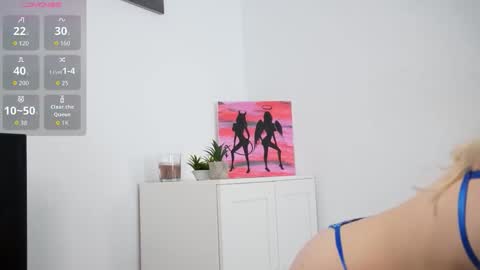 Snapshot of evymiuu chatting on January 11, 8:19 am Evy online show from January 11, 8:19 am