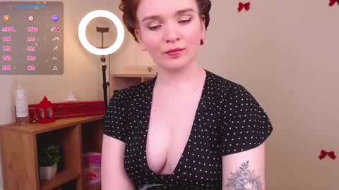 Snapshot of ewajackson chatting on December 5, 2:25 pm Eva online show from December 5, 2:25 pm