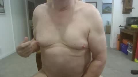 Snapshot of excitacbleguy9 chatting on February 5, 5:39 pm was excitablyguy hacked online show from February 5, 5:39 pm