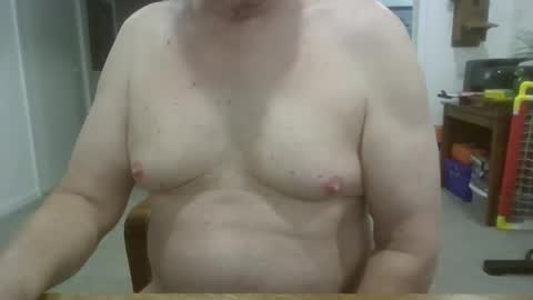 Snapshot of excitacbleguy9 chatting on February 14, 3:31 pm was excitablyguy hacked online show from February 14, 3:31 pm