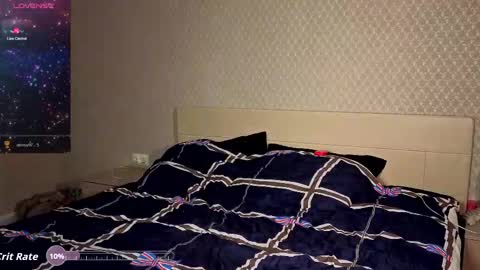 excited kristi online show from September 25, 11:25 am