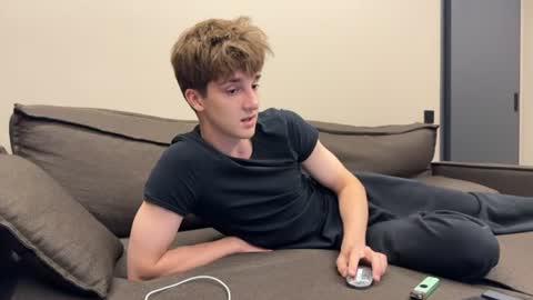 Snapshot of exclusiveflexboy chatting on June 18, 9:41 pm exclusiveflexboy online show from June 18, 9:41 pm