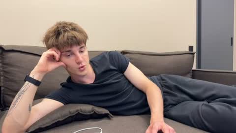 Snapshot of exclusiveflexboy chatting on June 25, 8:46 pm exclusiveflexboy online show from June 25, 8:46 pm