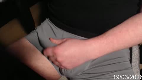 Snapshot of exhib_l0ver chatting on March 19, 2:21 pm exhib_l0ver online show from March 19, 2:21 pm