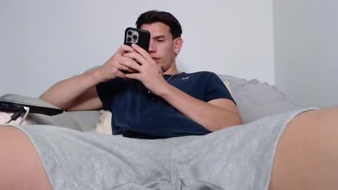 Exi111 online show from October 2, 4:47 pm