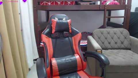 exotic_asian69 online show from March 26, 12:33 pm