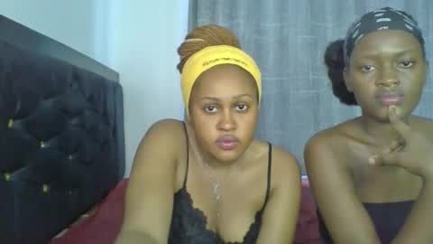 exotic_cutiee online show from May 25, 7:25 am
