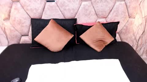 Alison online show from November 23, 7:13 pm