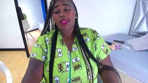 Snapshot of exotic_karmella chatting on October 6, 8:39 pm exotic_karmella online show from October 6, 8:39 pm