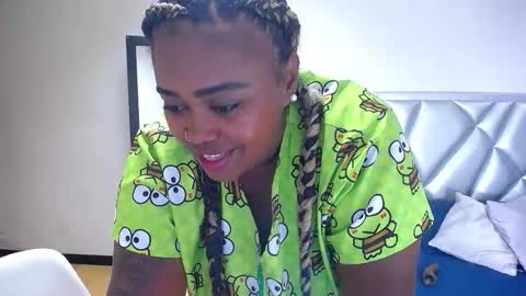 Snapshot of exotic_karmella chatting on October 15, 4:40 pm exotic_karmella online show from October 15, 4:40 pm